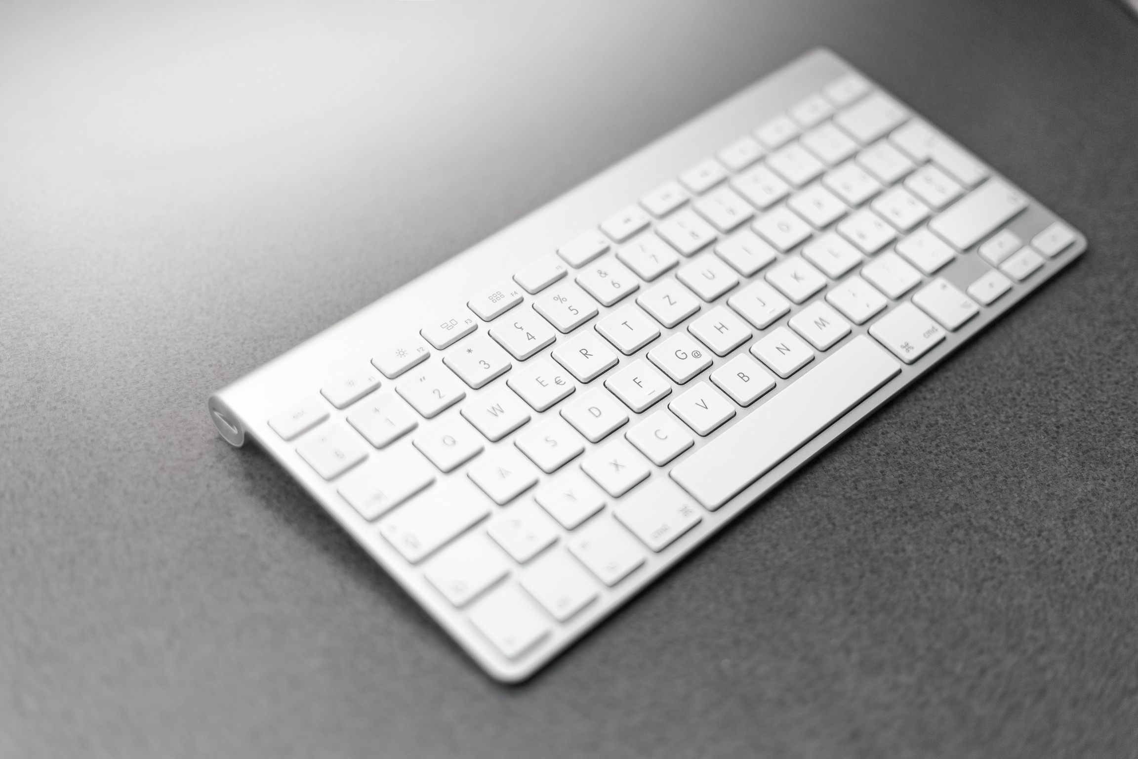 Apple Cordless Keyboard